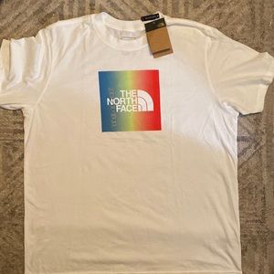 Mens  North Face tee- shirt white xxl
